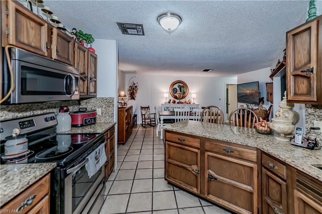 1038 Seminole Cir, Moore Haven, FL 33471 Photo