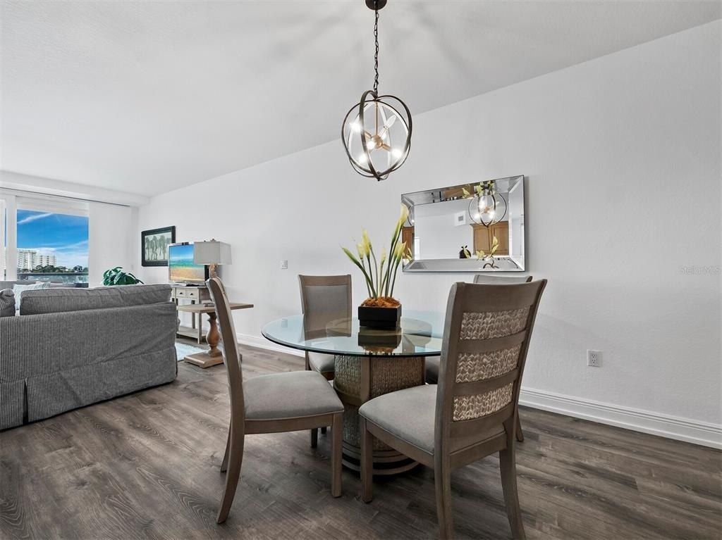 650 Golden Gate Point, Unit 401, Sarasota, FL 34236 Photo