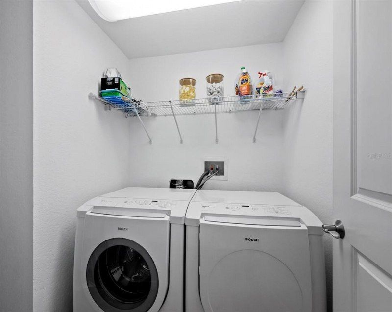 650 Golden Gate Point, Unit 401, Sarasota, FL 34236 Photo