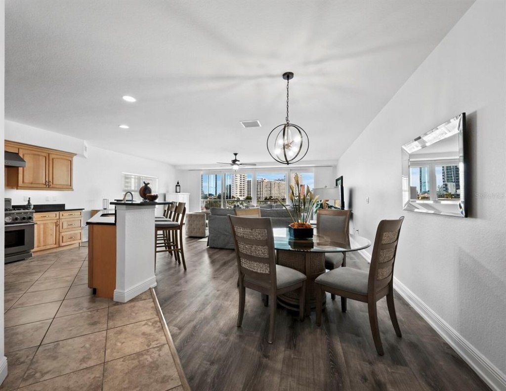 650 Golden Gate Point, Unit 401, Sarasota, FL 34236 Photo