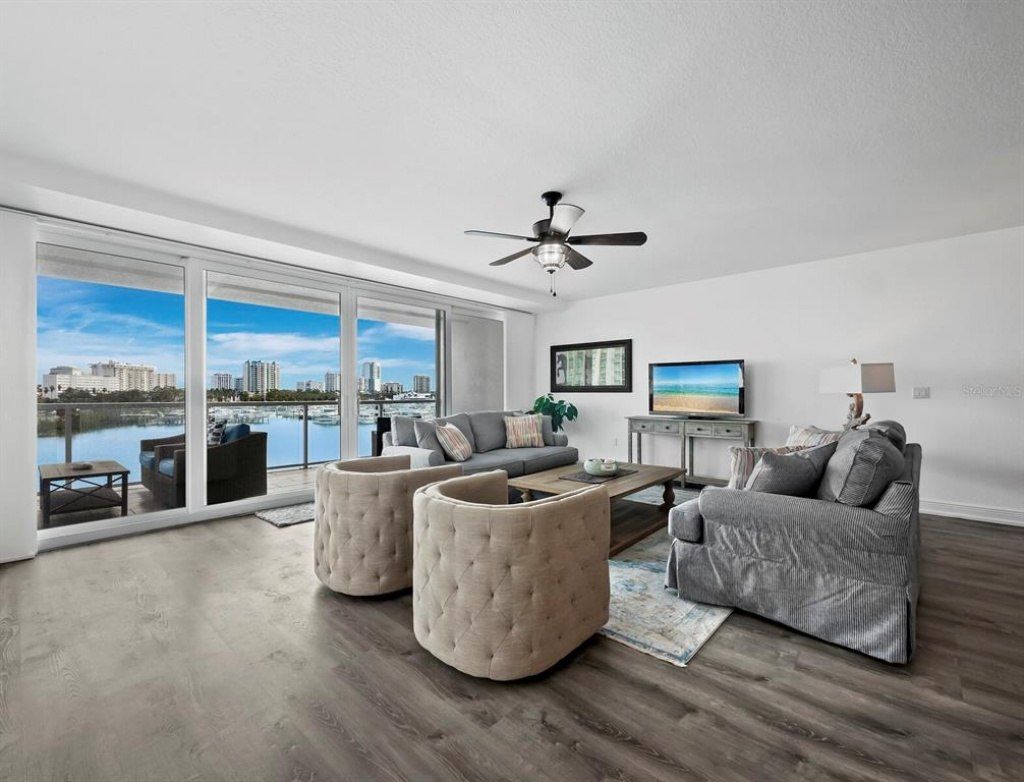 650 Golden Gate Point, Unit 401, Sarasota, FL 34236 Photo