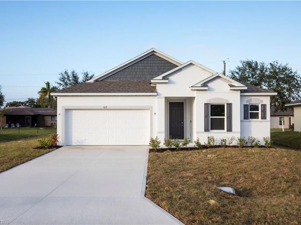 617 SE 3rd TER, CAPE CORAL, FL 33990