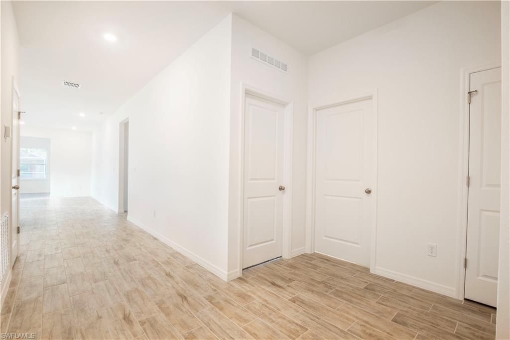 617 SE 3rd Ter, Cape Coral, FL 33990 Photo