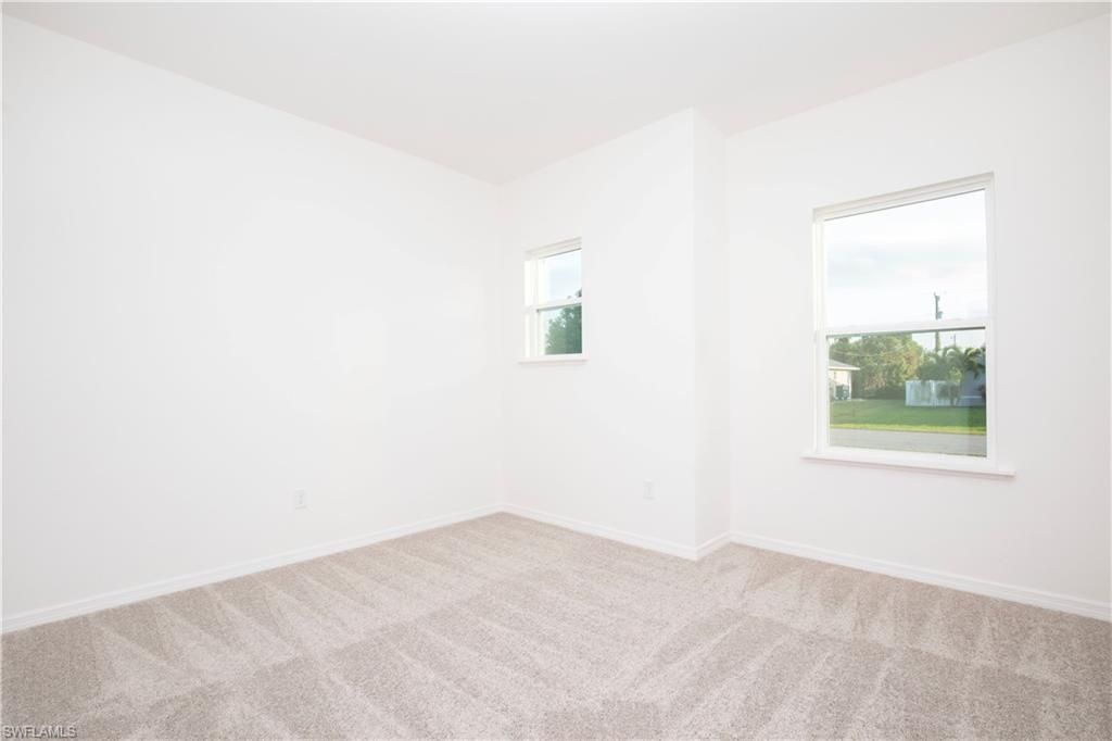 617 SE 3rd Ter, Cape Coral, FL 33990 Photo