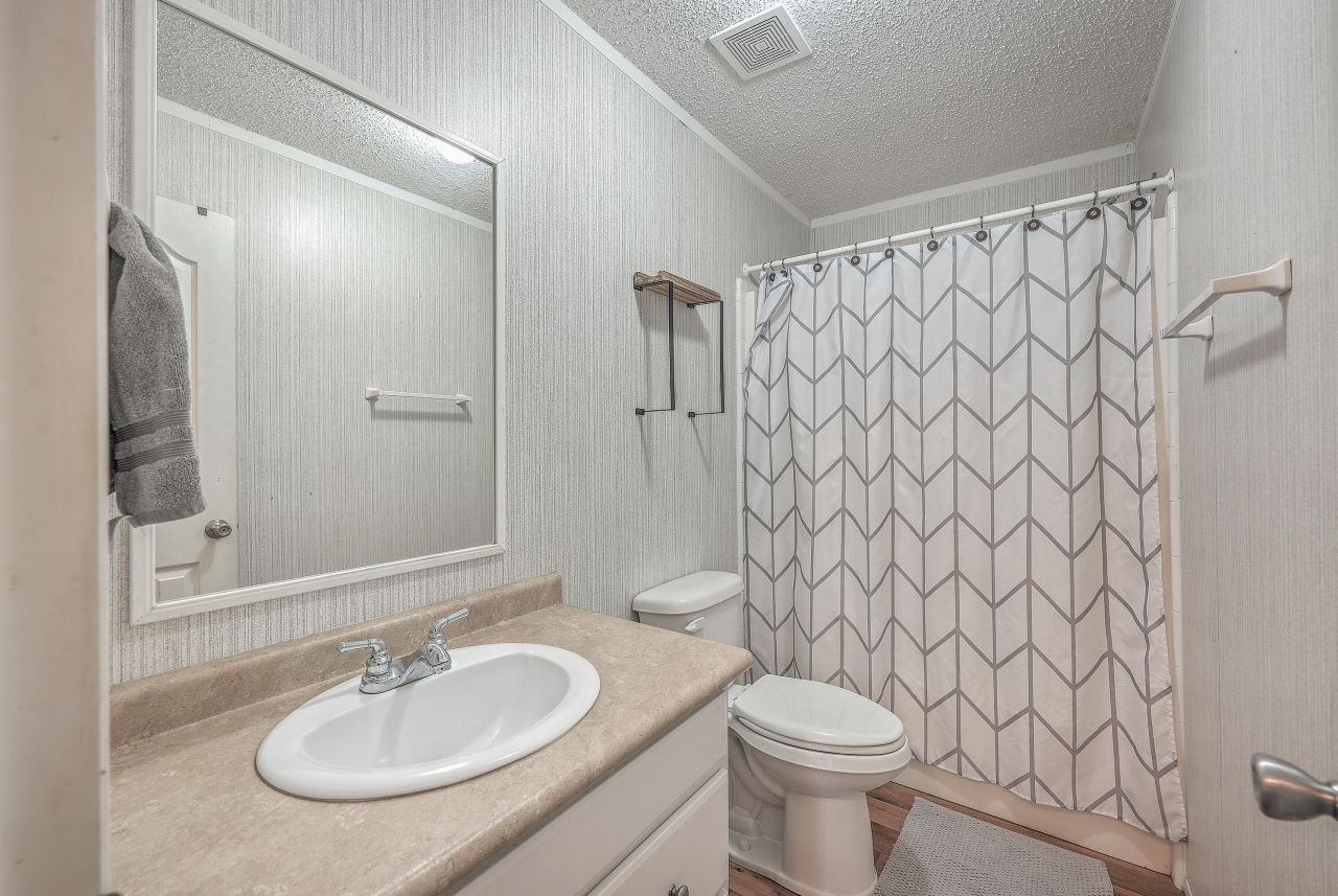 208 Catfish Landing Circle Photo 29