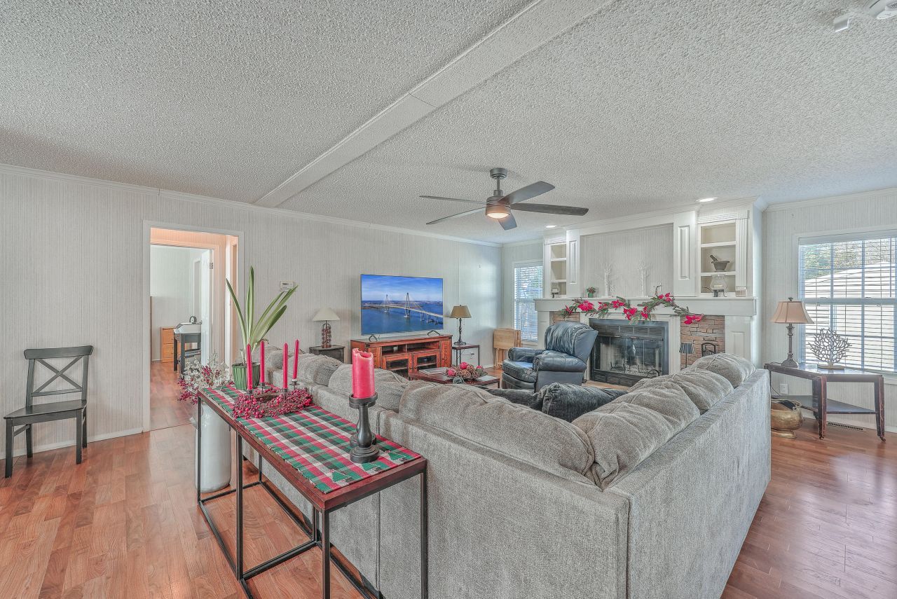 208 Catfish Landing Circle Photo 5