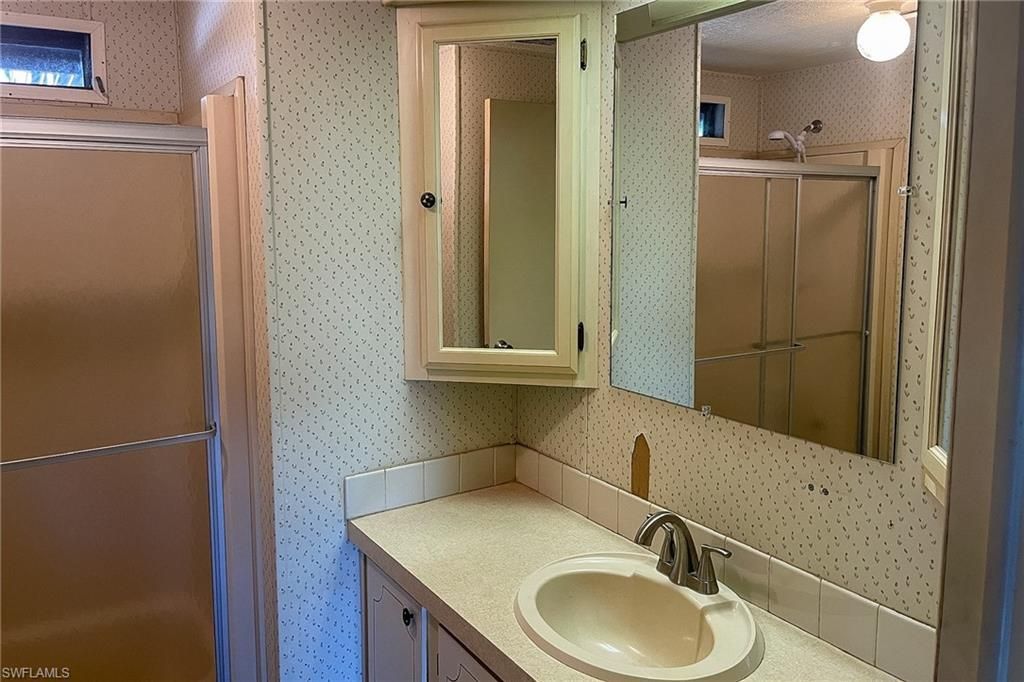 22 Ashe St, Alva, FL 33920 Photo