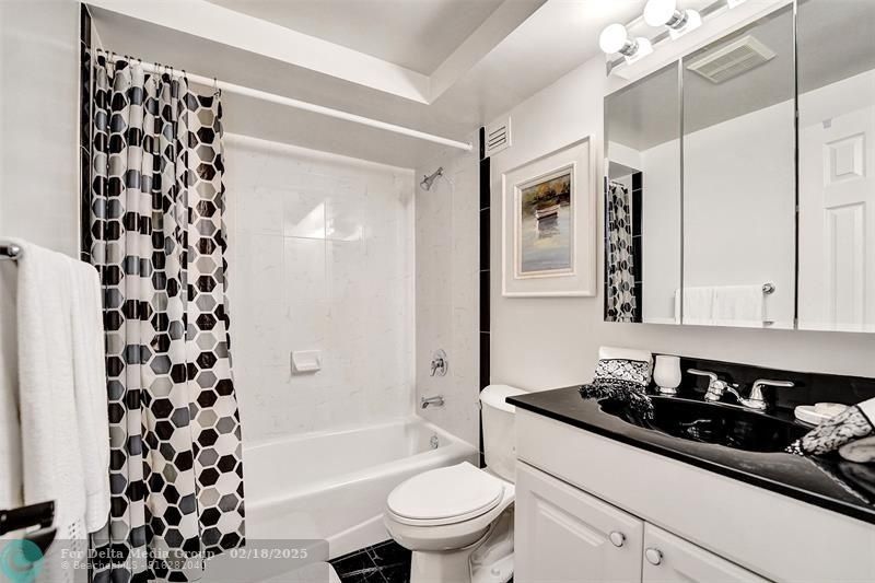 1600 S Ocean Drive, Unit 18B, Hollywood, FL 33019 Photo