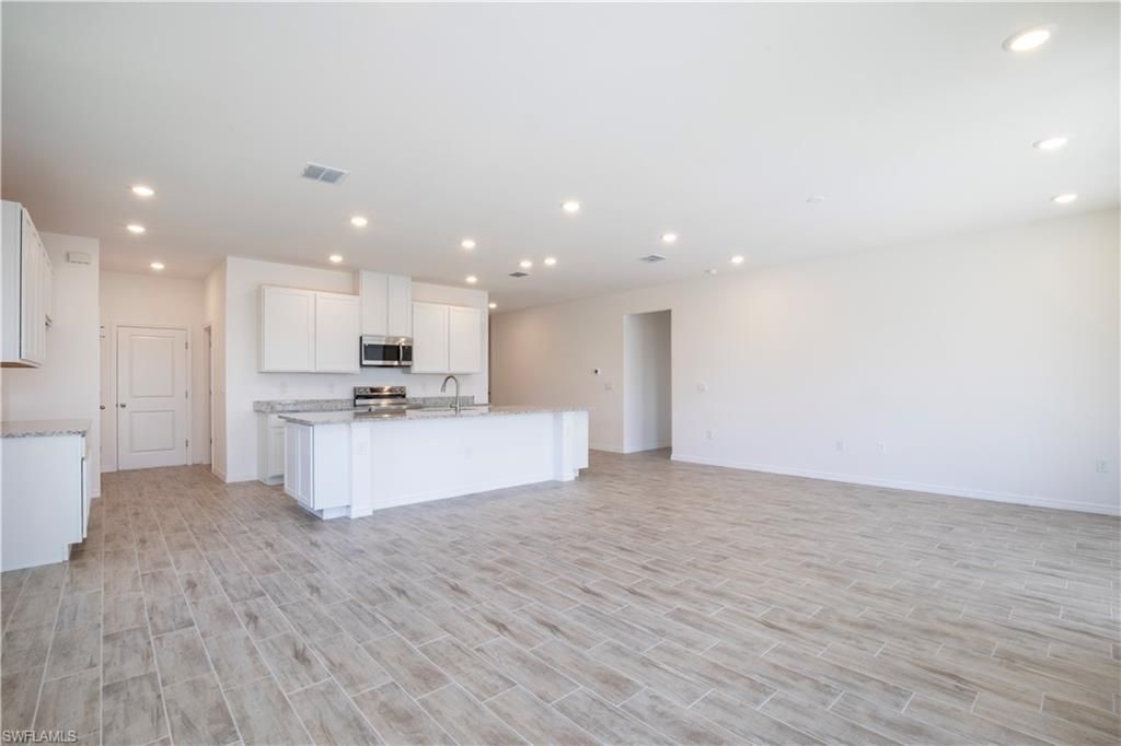 2702 NW 1st Ter, Cape Coral, FL 33993 Photo