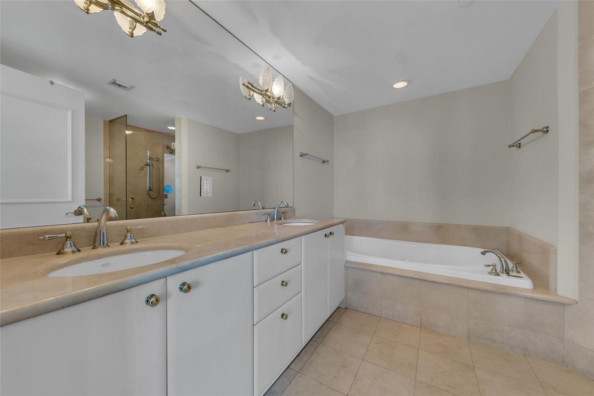 2110 N Ocean Boulevard, Unit 22a, Fort Lauderdale, FL 33305 Photo