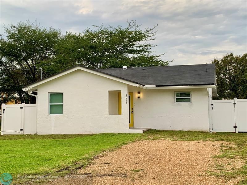 1021 NW 5th Court, Fort Lauderdale, FL 33311 Photo