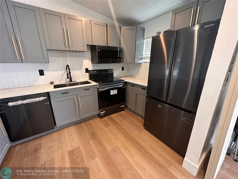 1021 NW 5th Court, Fort Lauderdale, FL 33311 Photo