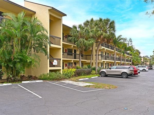 425 30TH AVENUE W, Unit C102, BRADENTON, FL 34205