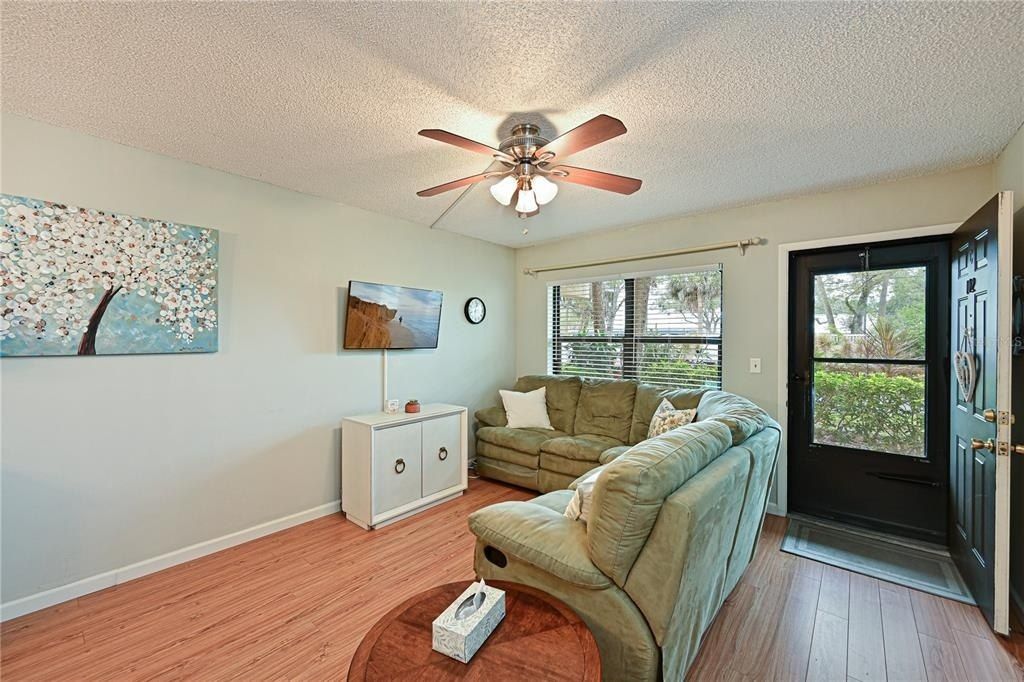 425 30th Avenue W, Unit C102, Bradenton, FL 34205 Photo