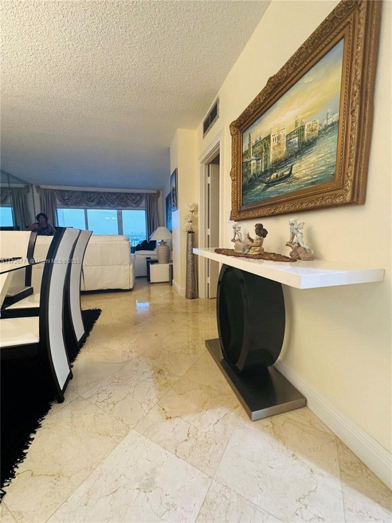 300 Bayview Dr, Unit 402, Sunny Isles Beach, FL 33160 Photo