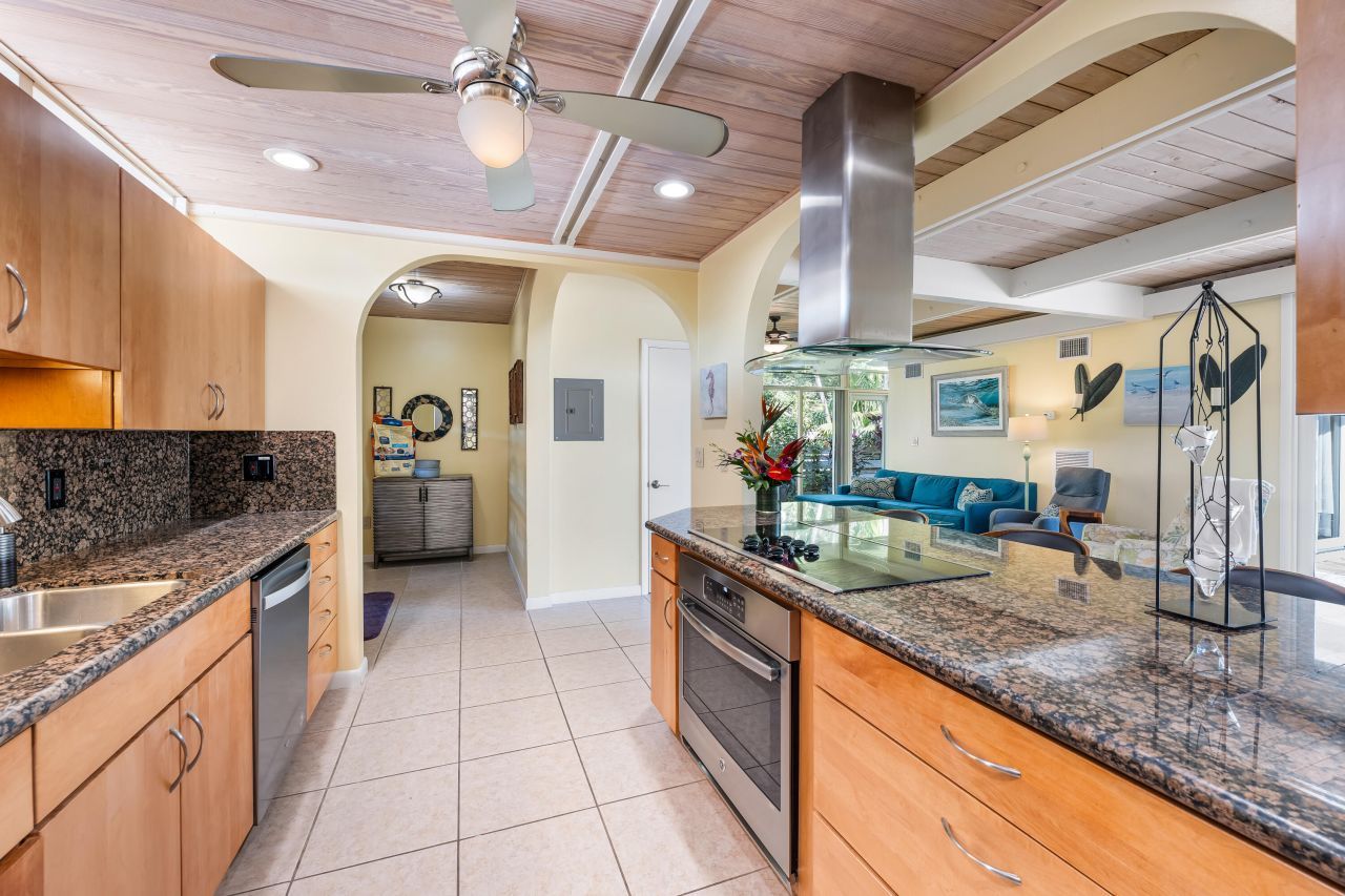 280 100th Street Ocean, Marathon, FL 33050 Photo