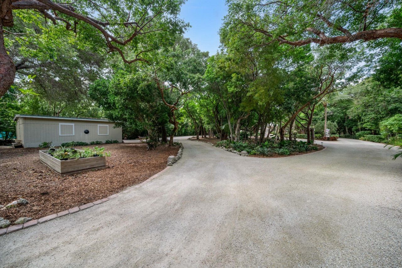 82768 Overseas Highway, Islamorada, FL 33036 Photo