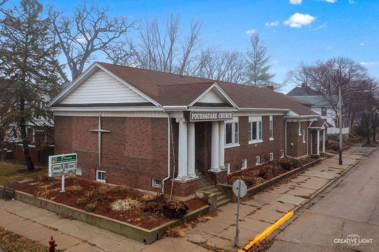 103 E Morgan Street, Dixon, IL 61021 Main Photo