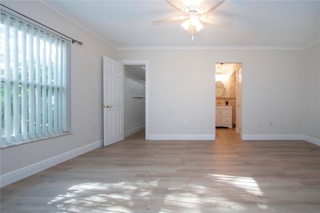 7213 Las Casas Drive, Sarasota, FL 34243 Photo