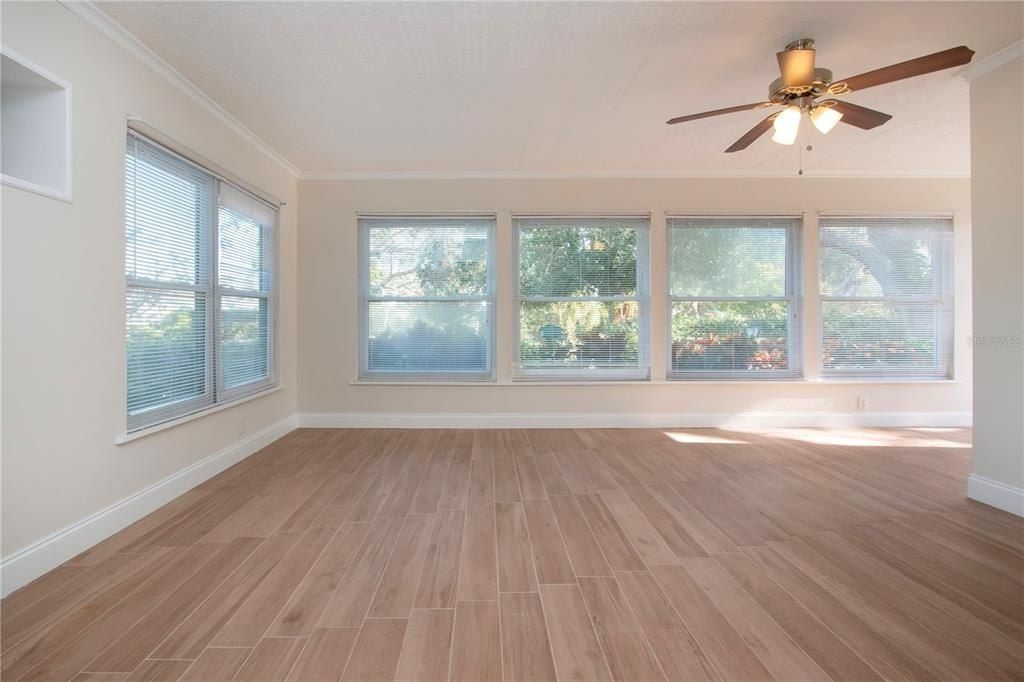 7213 Las Casas Drive, Sarasota, FL 34243 Photo