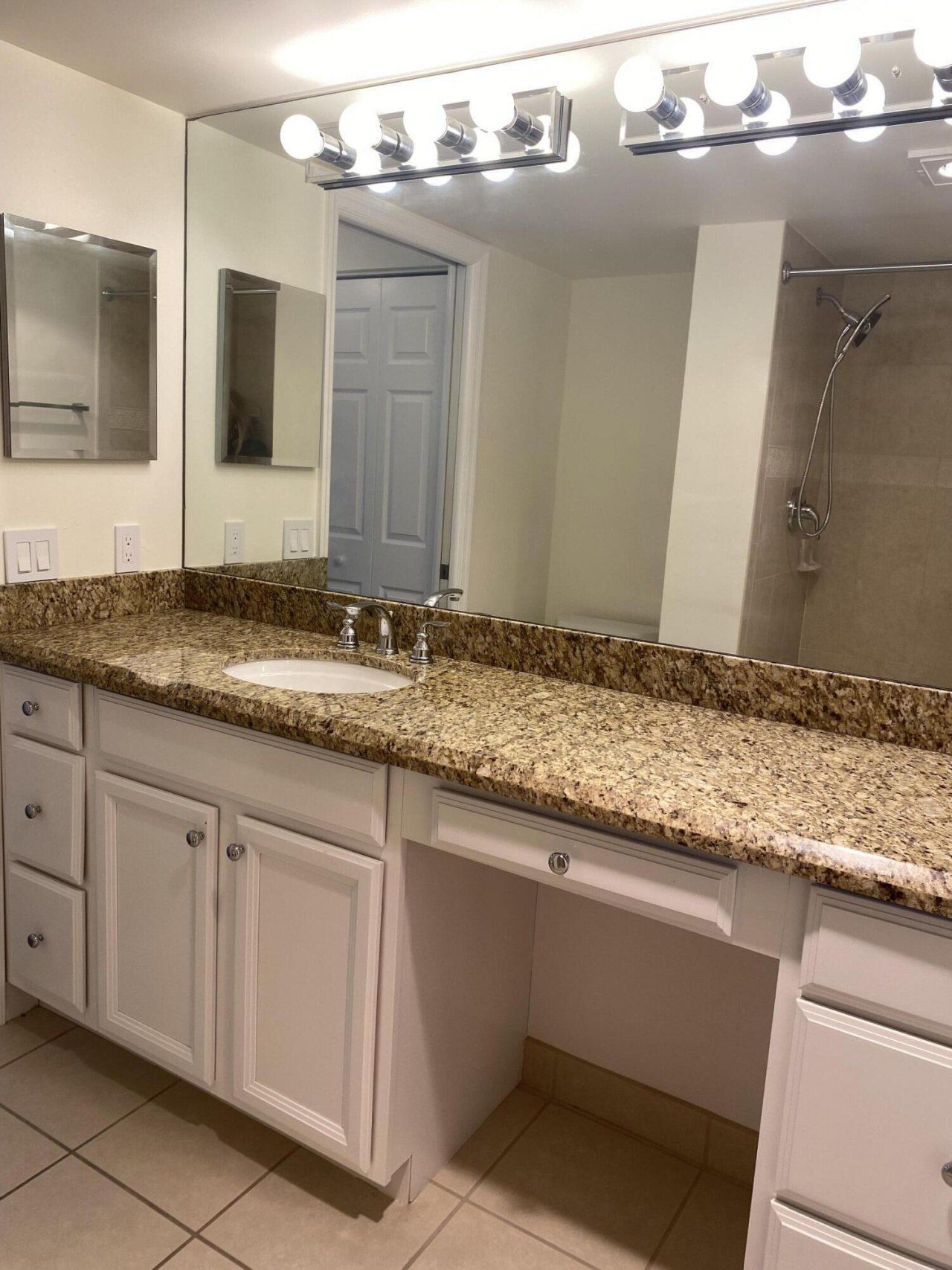 17 Royal Palm Way, Unit 305, Boca Raton, FL 33432 Photo