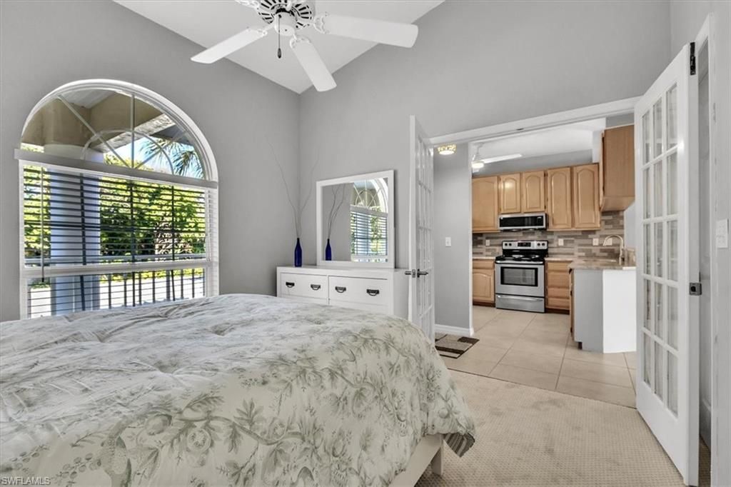8161 Twelve Oaks Cir, Unit 523, Naples, FL 34113 Photo