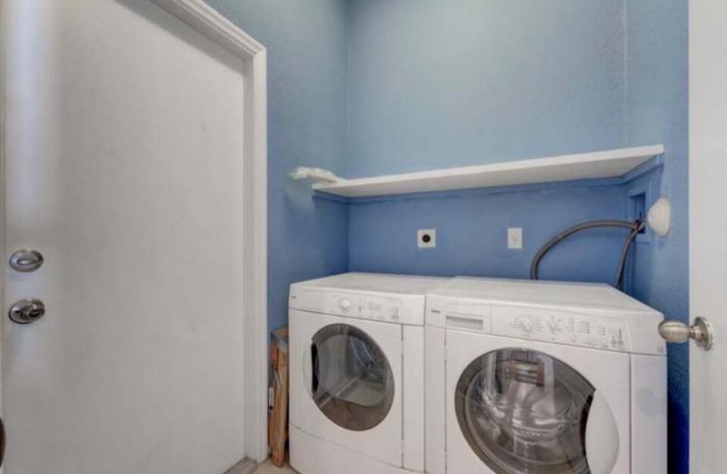 5012 Victoria Circle, West Palm Beach, FL 33409 Photo