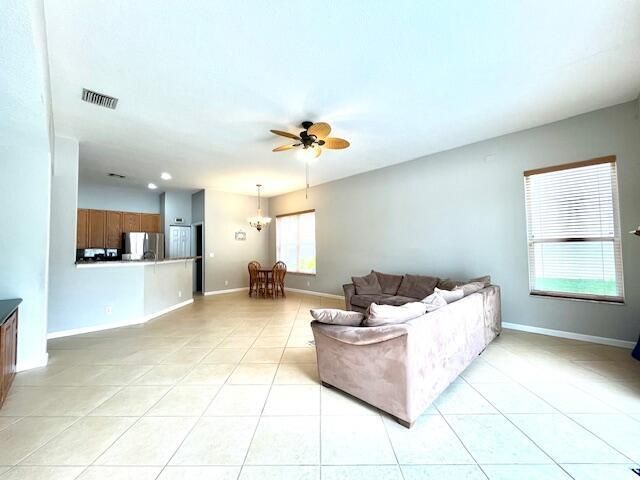 5012 Victoria Circle, West Palm Beach, FL 33409 Photo