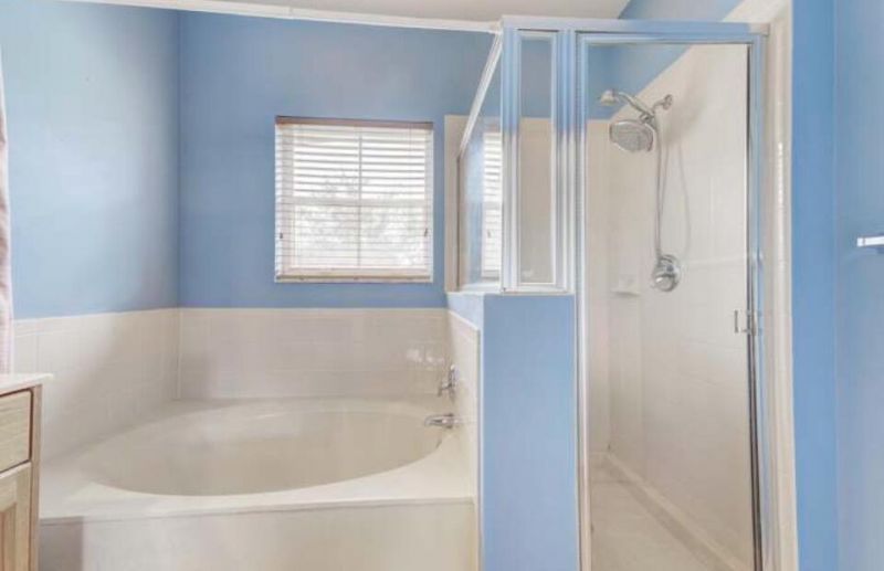 5012 Victoria Circle, West Palm Beach, FL 33409 Photo