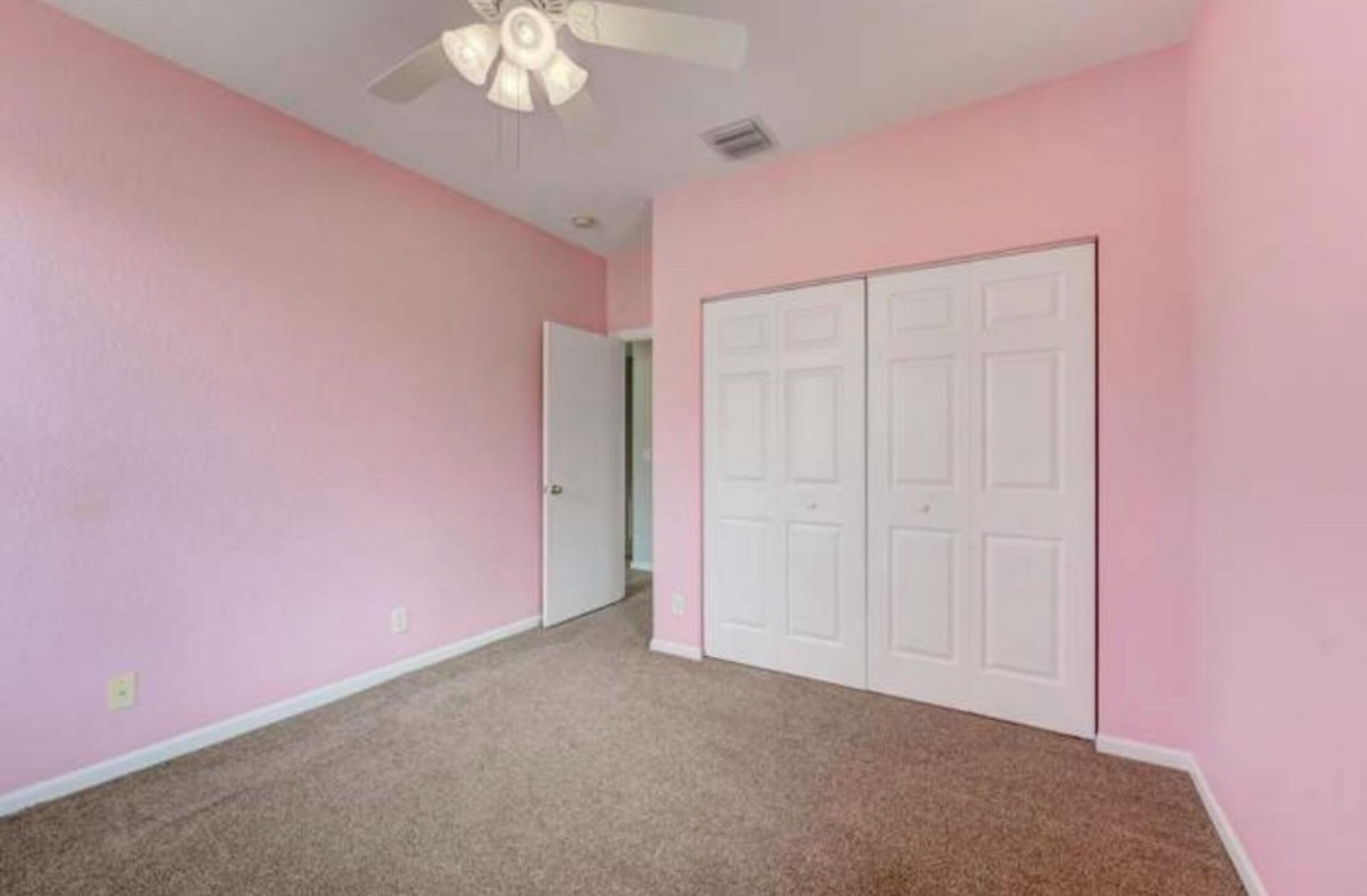 5012 Victoria Circle, West Palm Beach, FL 33409 Photo