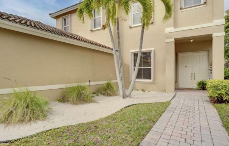 5012 Victoria Circle, West Palm Beach, FL 33409 Photo