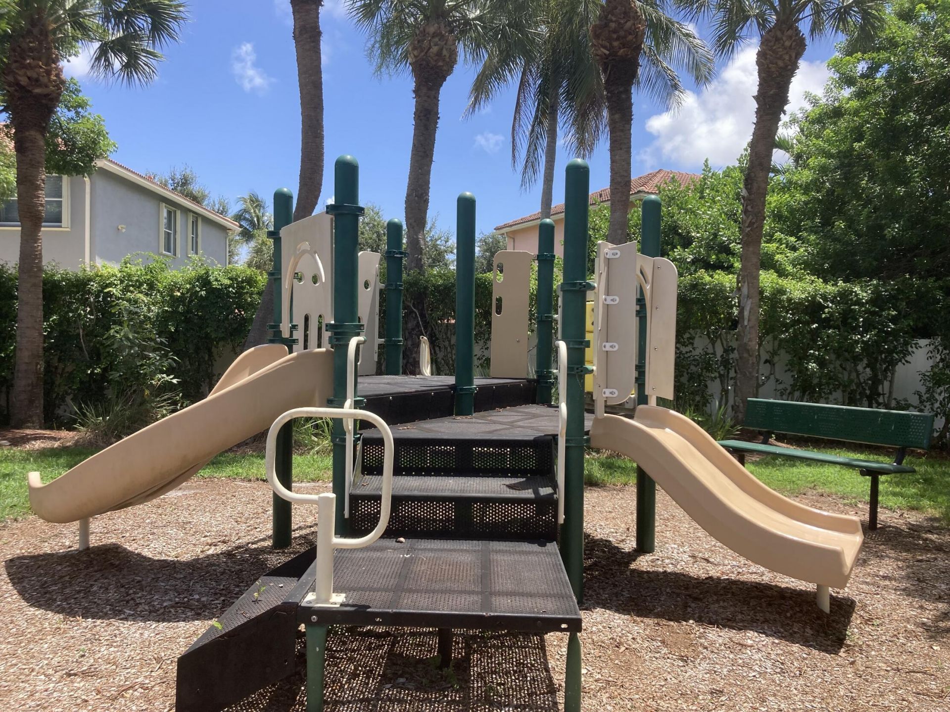 5012 Victoria Circle, West Palm Beach, FL 33409 Photo