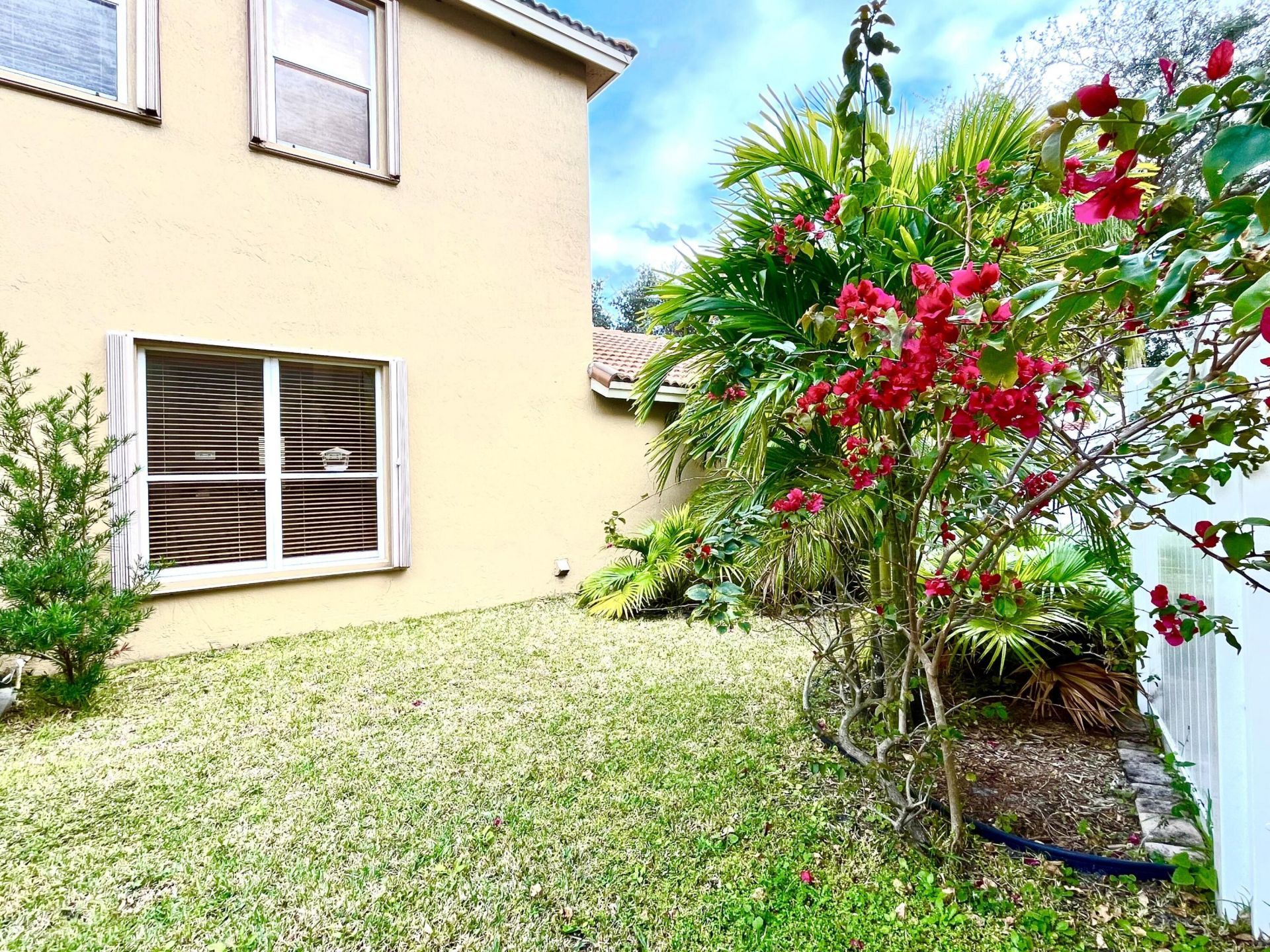 5012 Victoria Circle, West Palm Beach, FL 33409 Photo