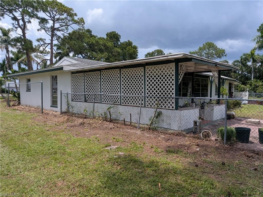 6759 Winkler Rd, Fort Myers, FL 33919 Photo