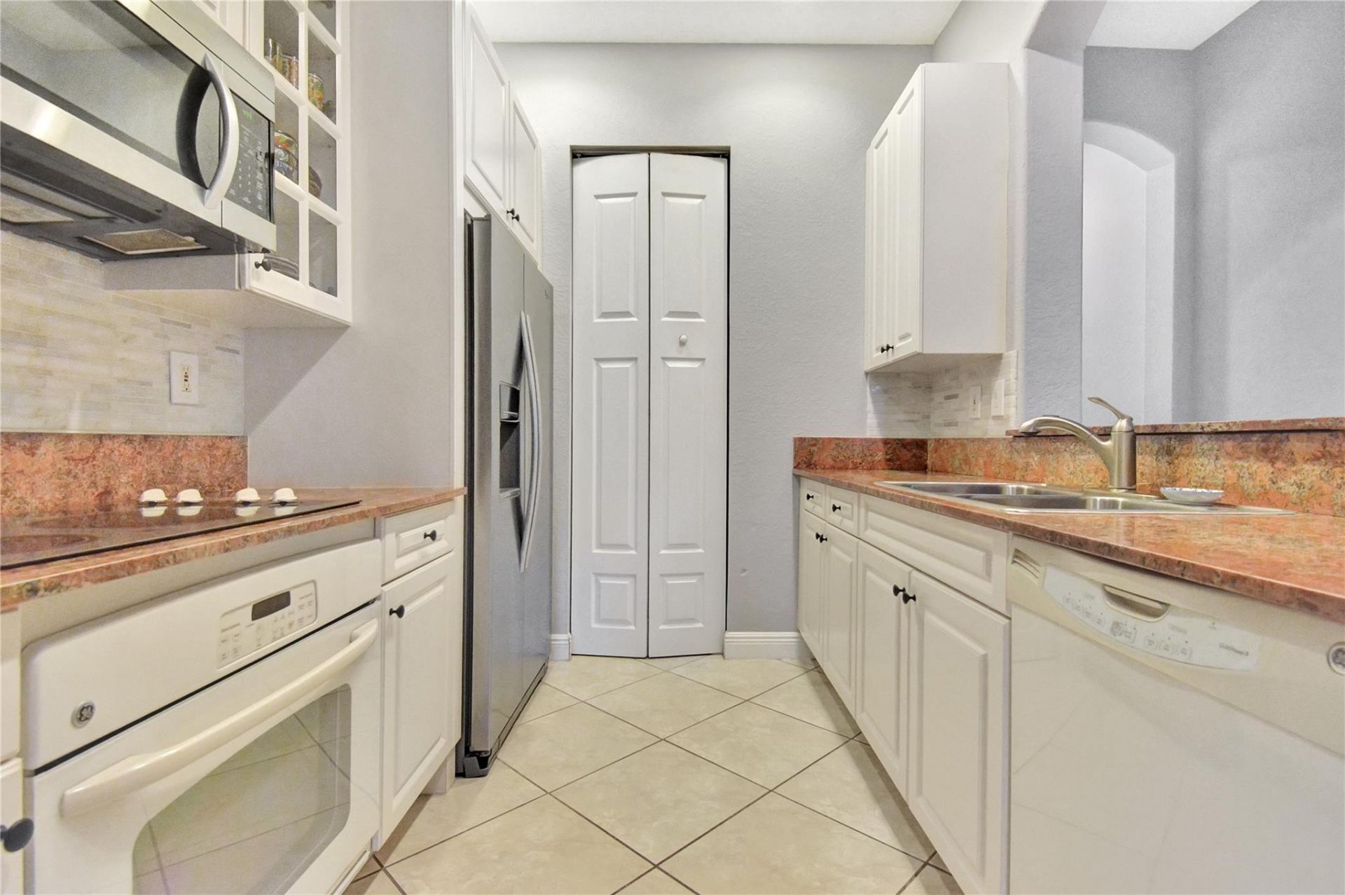 6927 Julia Gardens Drive, Coconut Creek, FL 33073 Photo