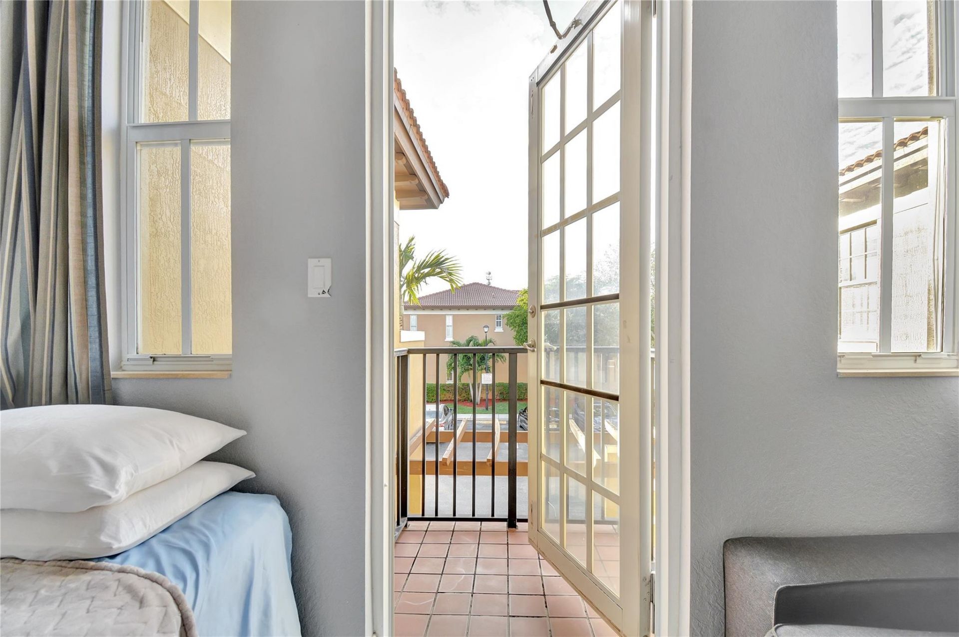 6927 Julia Gardens Drive, Coconut Creek, FL 33073 Photo