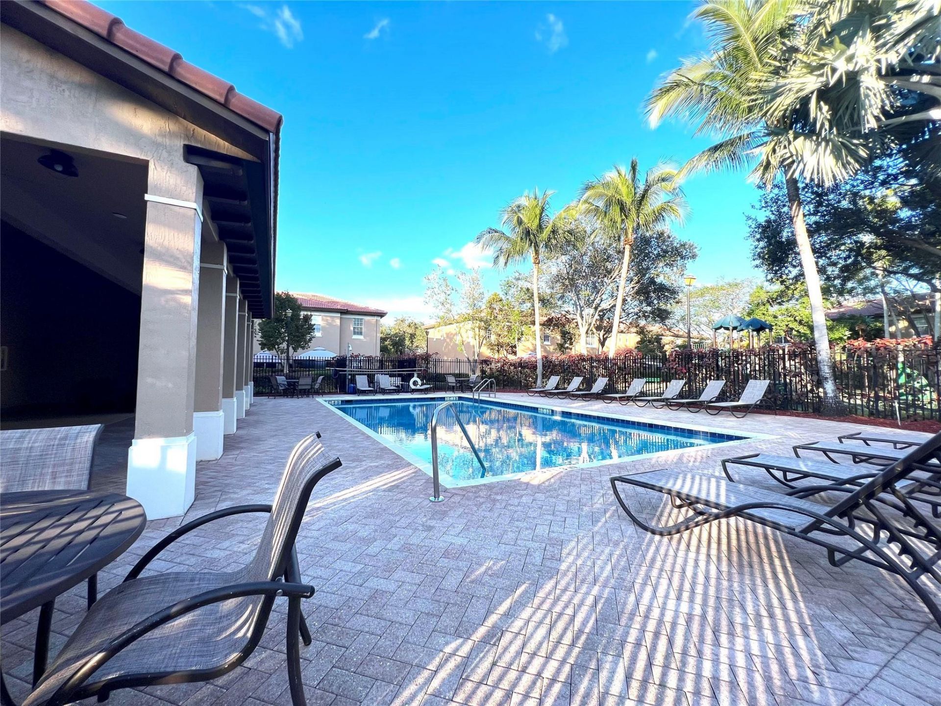 6927 Julia Gardens Drive, Coconut Creek, FL 33073 Photo