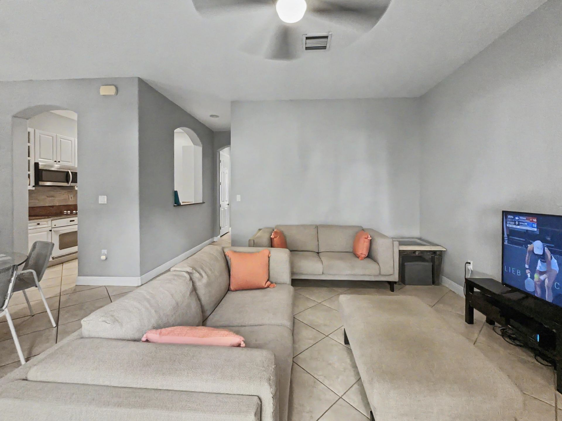 6927 Julia Gardens Drive, Coconut Creek, FL 33073 Photo