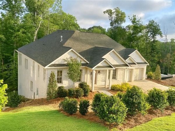 4412 Brookview Drive SE, Atlanta, GA 30339