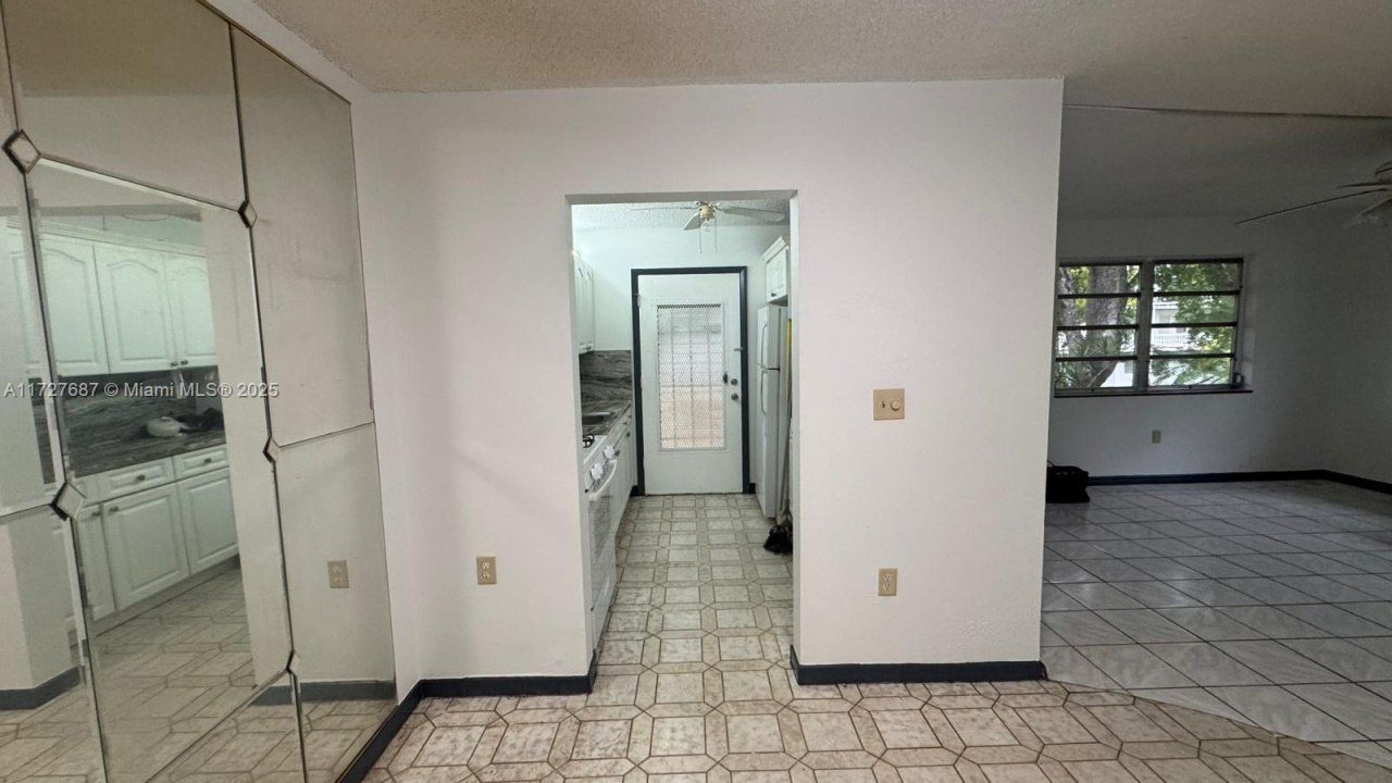160 NE 203rd Ter, Unit 18, Miami Gardens, FL 33179 Photo
