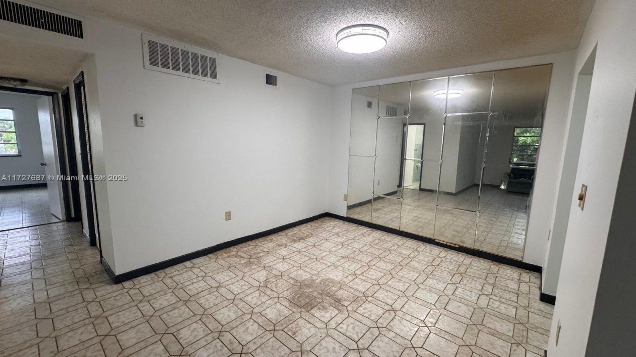 160 NE 203rd Ter, Unit 18, Miami Gardens, FL 33179 Photo