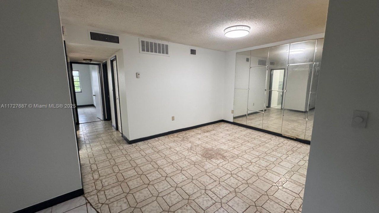 160 NE 203rd Ter, Unit 18, Miami Gardens, FL 33179 Photo