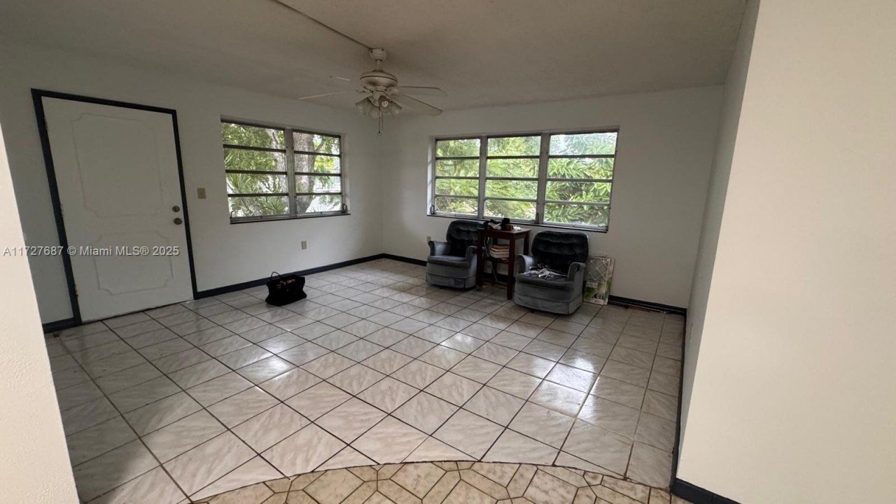 160 NE 203rd Ter, Unit 18, Miami Gardens, FL 33179 Photo