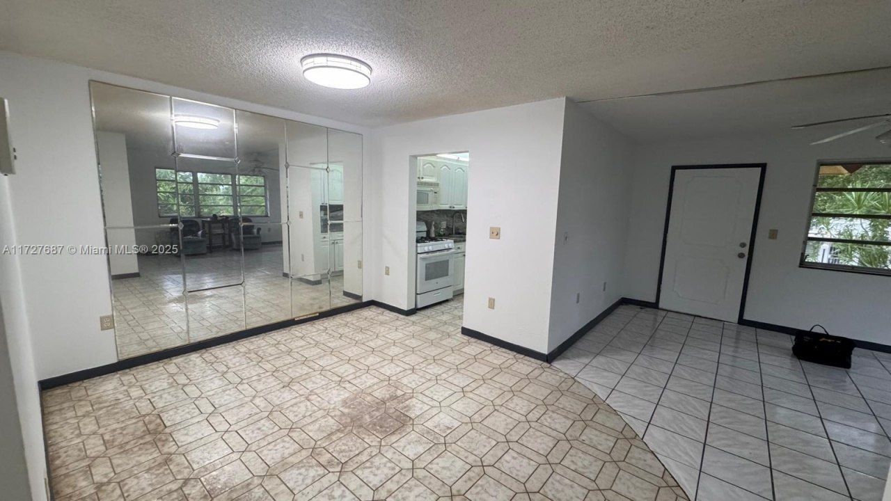 160 NE 203rd Ter, Unit 18, Miami Gardens, FL 33179 Photo