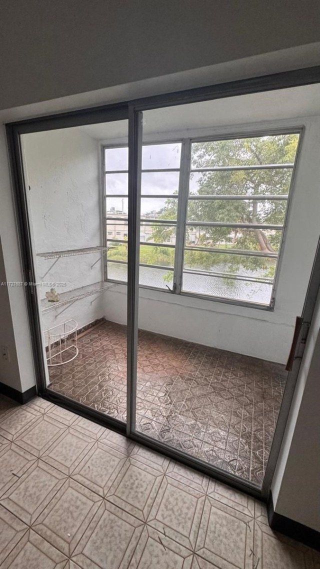 160 NE 203rd Ter, Unit 18, Miami Gardens, FL 33179 Photo