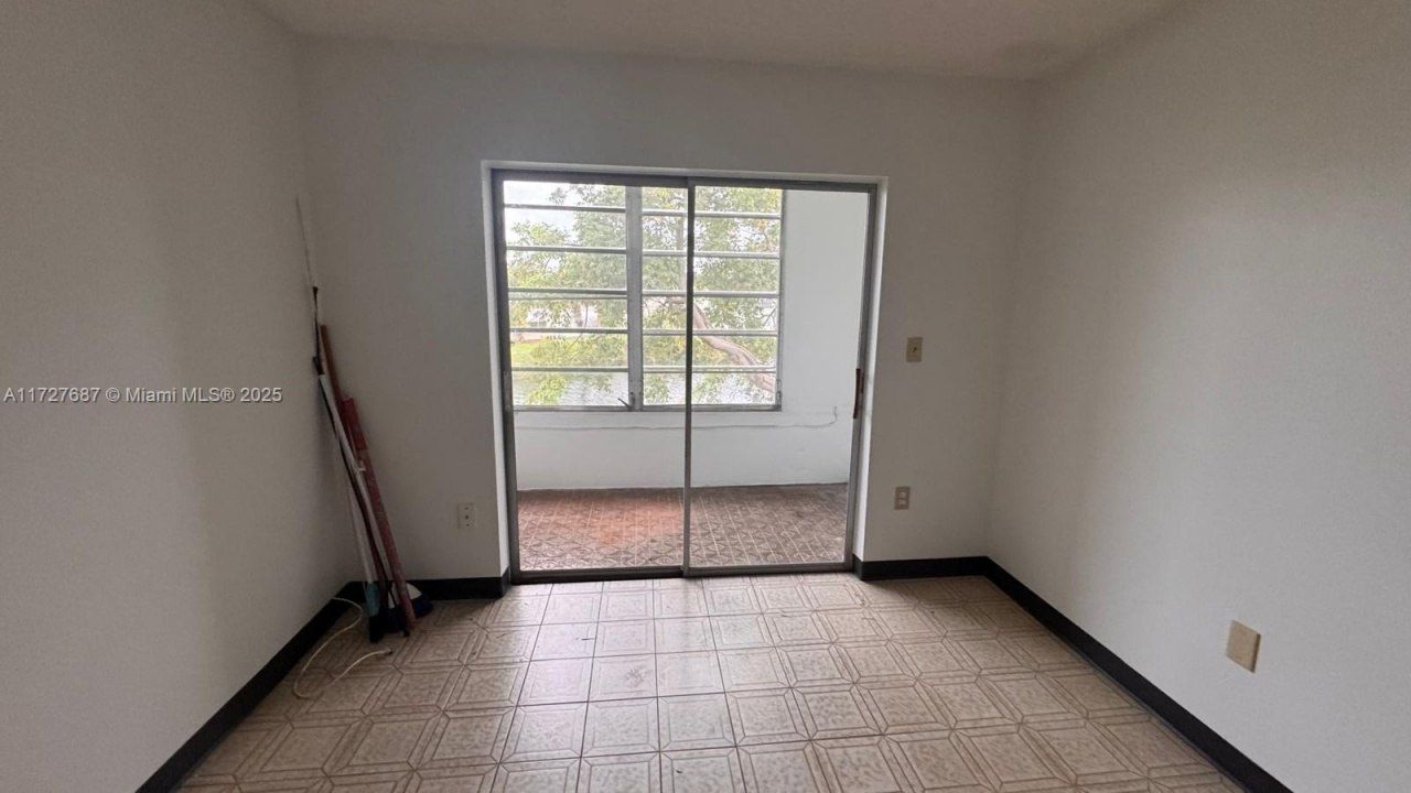 160 NE 203rd Ter, Unit 18, Miami Gardens, FL 33179 Photo