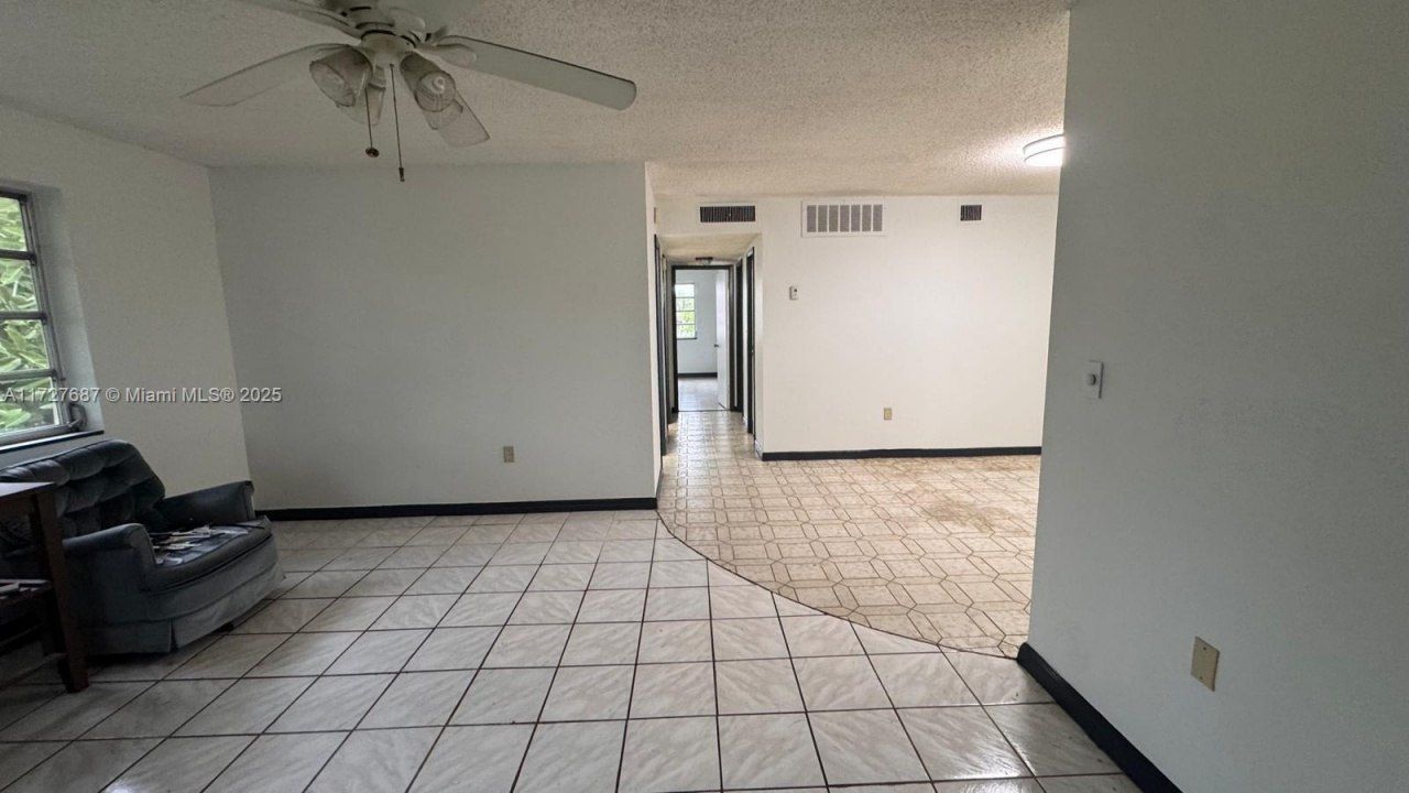 160 NE 203rd Ter, Unit 18, Miami Gardens, FL 33179 Photo