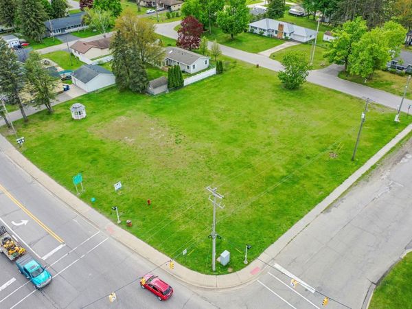 415 Main Street N, Lake City, MI 49651