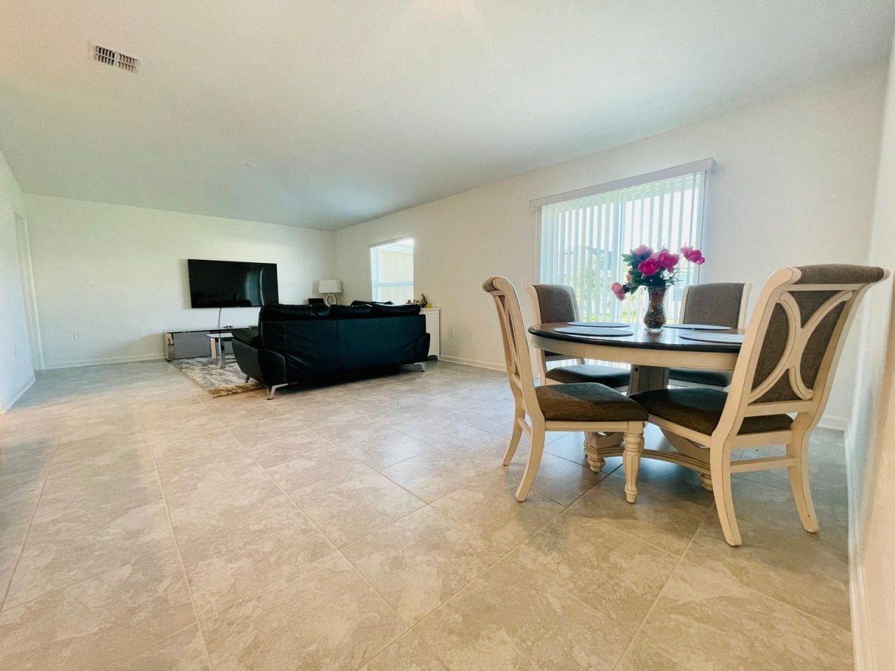 639 Daring Drive, Davenport, FL 33837 Photo