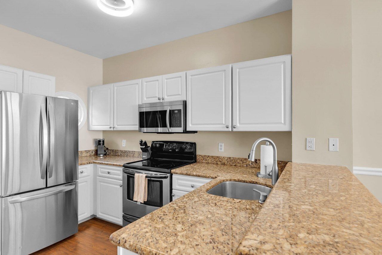 5018 Sunset Village Drive, Unit D-050, Duck, FL 33050 Photo